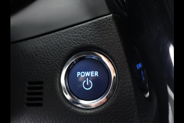 Toyota Auris Touring Sports 1.8 Hybrid Dynamic CAMERA . FULL MAP NAV . KEYLESS START/STOP . CRUISE CONTROL