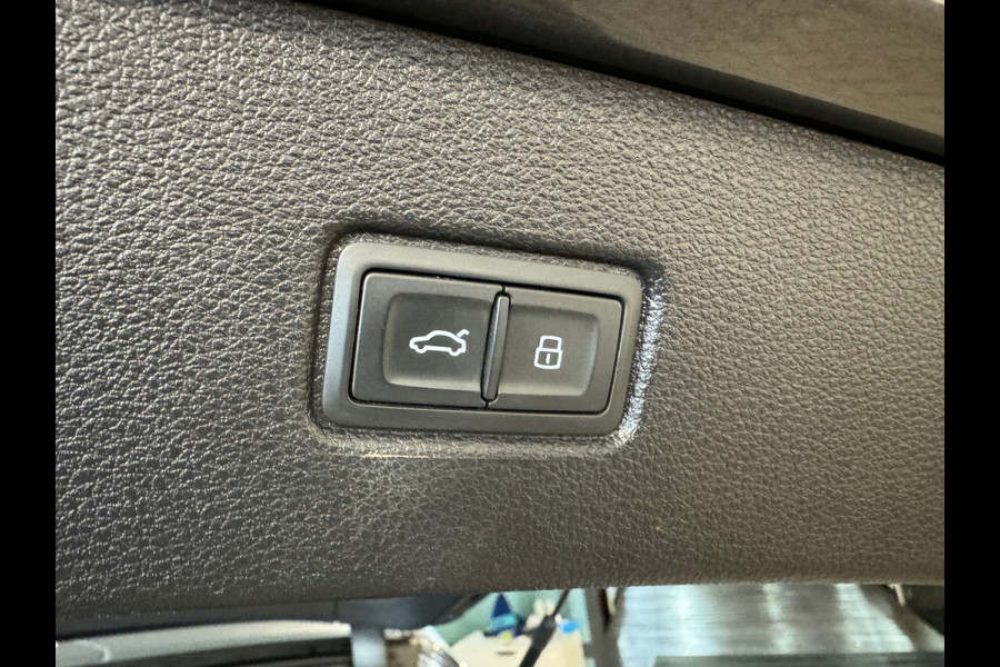 Audi Q7 55 TFSI e quattro 3X S Line Pano|RS Seat|Massage|HuD