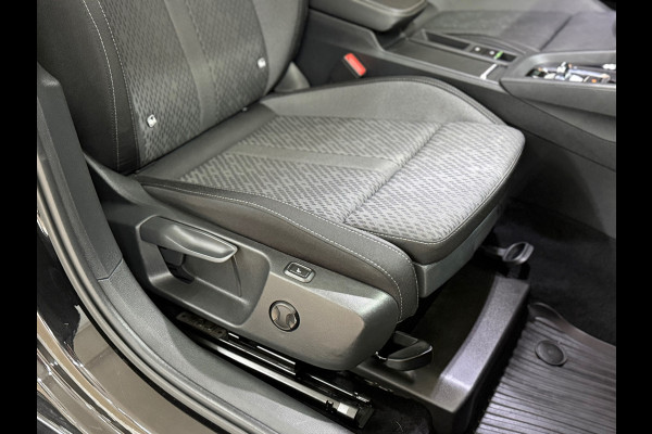 Škoda Octavia Combi 1.0 e-TSI Ambition | Pano | Massage | Camera | Winterpakket | Carplay | Trekhaak