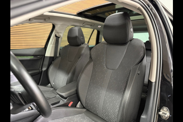 Škoda Octavia Combi 1.0 e-TSI Ambition | Pano | Massage | Camera | Winterpakket | Carplay | Trekhaak