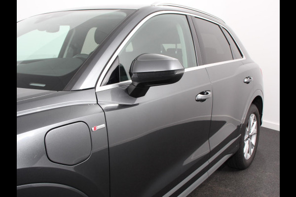 Audi Q3 45 TFSI e 245pk S-Line Plus PHEV | Navigatie | Apple Carplay/Android auto | Climate Control | Adaptive Cruise Control | Electrisch bedienbare achterklep | Lichtmetalen Velgen