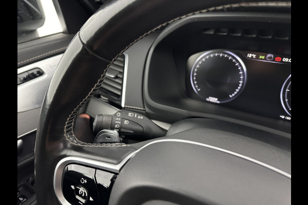 Volvo XC90 2.0 B5 AWD Inscription Intro Edition R-Design [ 7-Pers. ] Aut. *PANO | LEATHER-ALCANTARA | FULL-LED | MEMORY-PACK | BOWERS&WILKINS | BLINDSPOT | KEYLESS | DIGI-COCKPIT | NAVI-FULLMAP | PRIVACY-GLASS | HEATED-SPORTSEATS | 20''ALU | TOWBAR*