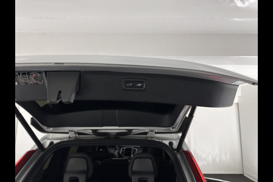 Volvo XC90 2.0 B5 AWD Inscription Intro Edition R-Design [ 7-Pers. ] Aut. *PANO | LEATHER-ALCANTARA | FULL-LED | MEMORY-PACK | BOWERS&WILKINS | BLINDSPOT | KEYLESS | DIGI-COCKPIT | NAVI-FULLMAP | PRIVACY-GLASS | HEATED-SPORTSEATS | 20''ALU | TOWBAR*