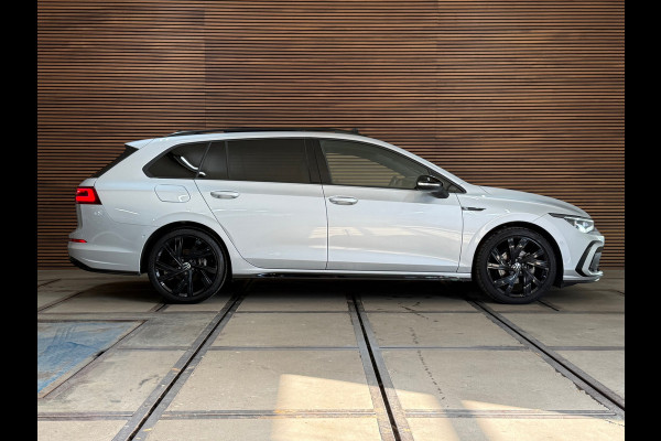 Volkswagen Golf 1.5 TSI R-Line 150pk | Pano | IQ Light | Black Style | Harman Kardon | Head up | ACC | BOMVOL !