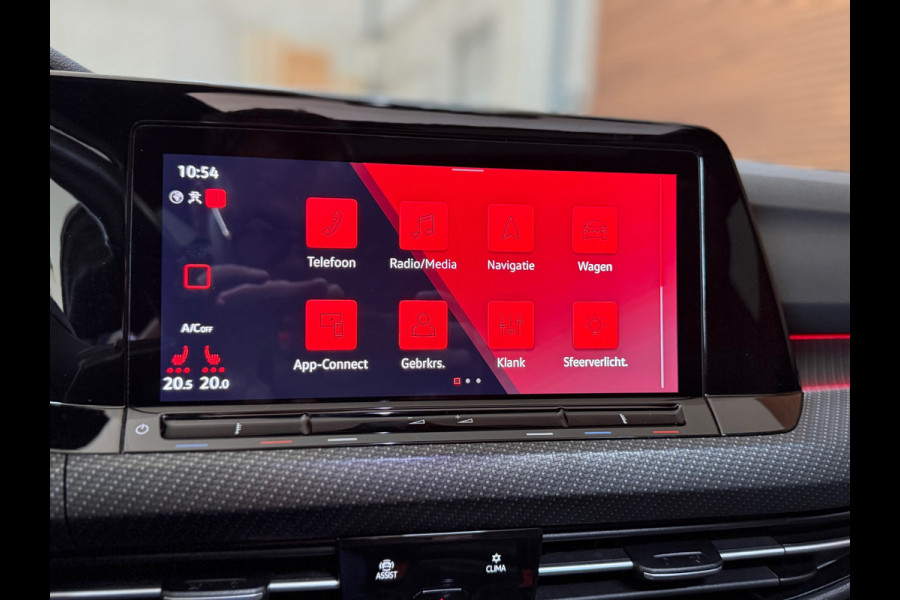 Volkswagen Golf 1.5 TSI R-Line 150pk | Pano | IQ Light | Black Style | Harman Kardon | Head up | ACC | BOMVOL !