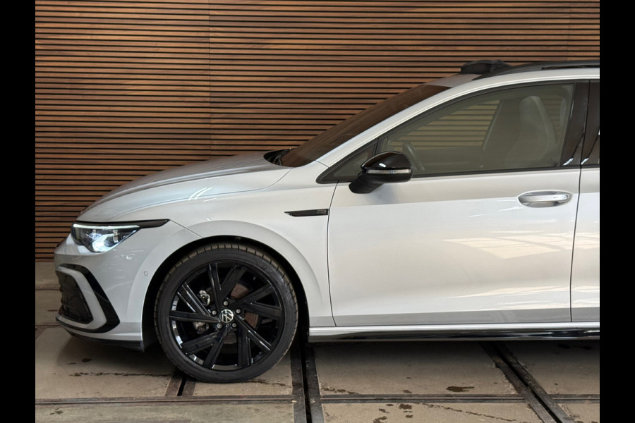 Volkswagen Golf 1.5 TSI R-Line 150pk | Pano | IQ Light | Black Style | Harman Kardon | Head up | ACC | BOMVOL !