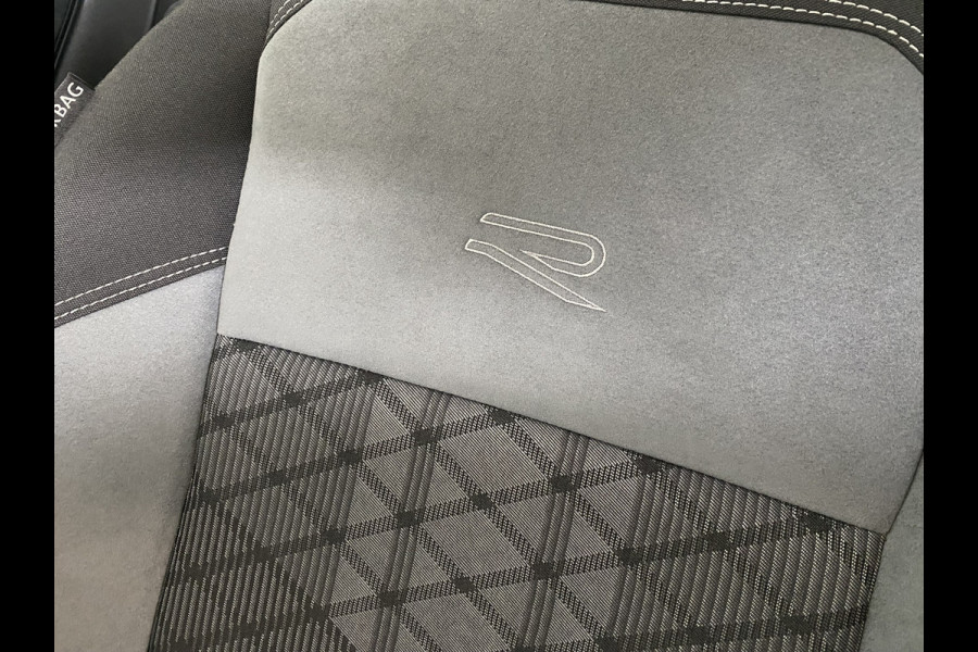 Volkswagen Polo 1.0 TSI R-Line Business DSG Panoramadak / Camera /Carplay / Navigatie / IQ Light