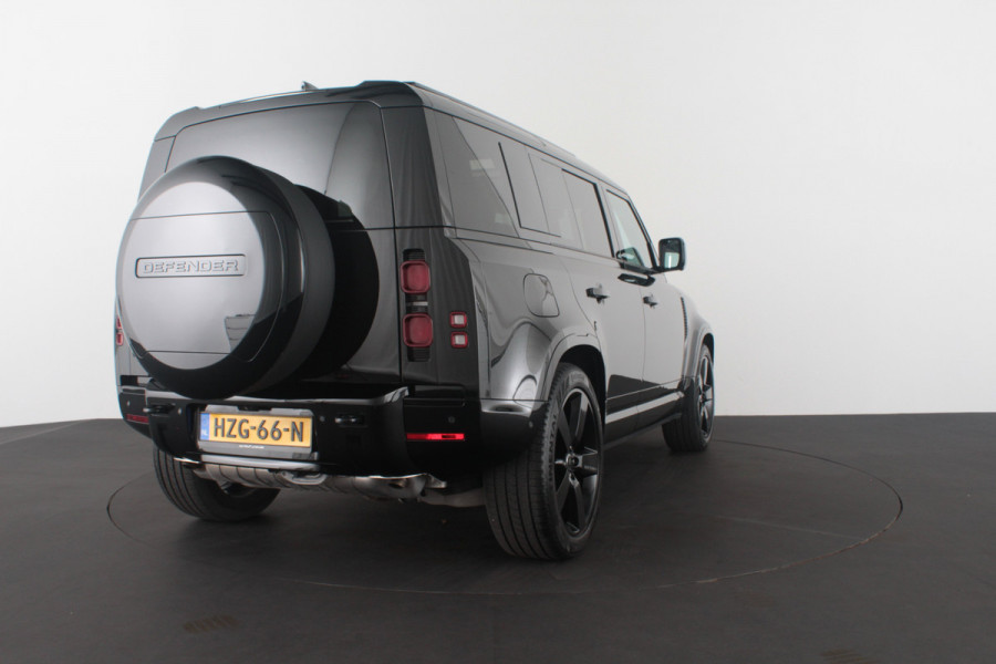 Land Rover Defender 110 2.0 P300e X-Dynamic HSE > 300pk/Black pakket/Head-up/22inch/Trekhaak/Smart View...