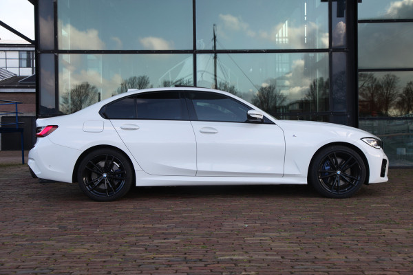BMW 3-serie 330e M Sport |Head-Up|H&K|Pano|Laser|Driving ass|