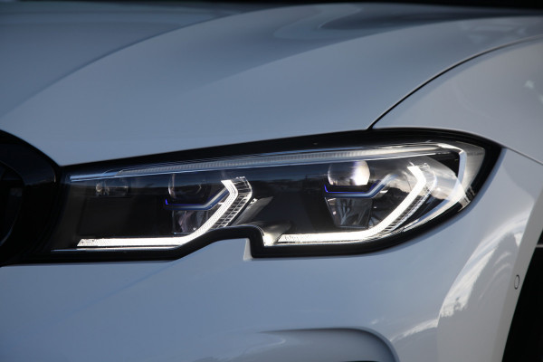 BMW 3-serie 330e M Sport |Head-Up|H&K|Pano|Laser|Driving ass|