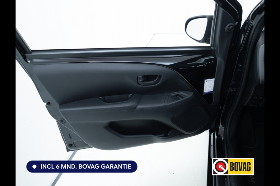 Peugeot 108 1.0 e-VTi Active 73 PK | Airconditioning | BT Telefoon & Audio | DAB | Led Dagrijverlichting | Zwart met. | Multifunctioneel stuurwiel, Centrale vergrendeling met afstandsbediening