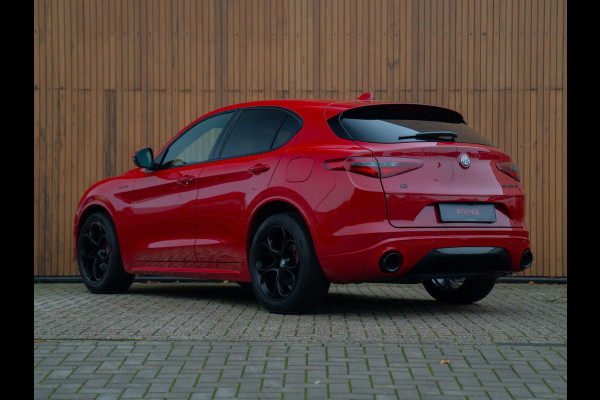 Alfa Romeo Stelvio 2.0T AWD Veloce 320pk | Harman/Kardon | Adapt. cruise | 20 inch
