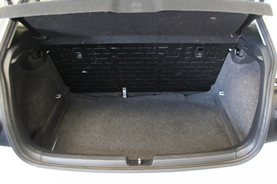 Volkswagen Polo 1.0 MPI Comfortline