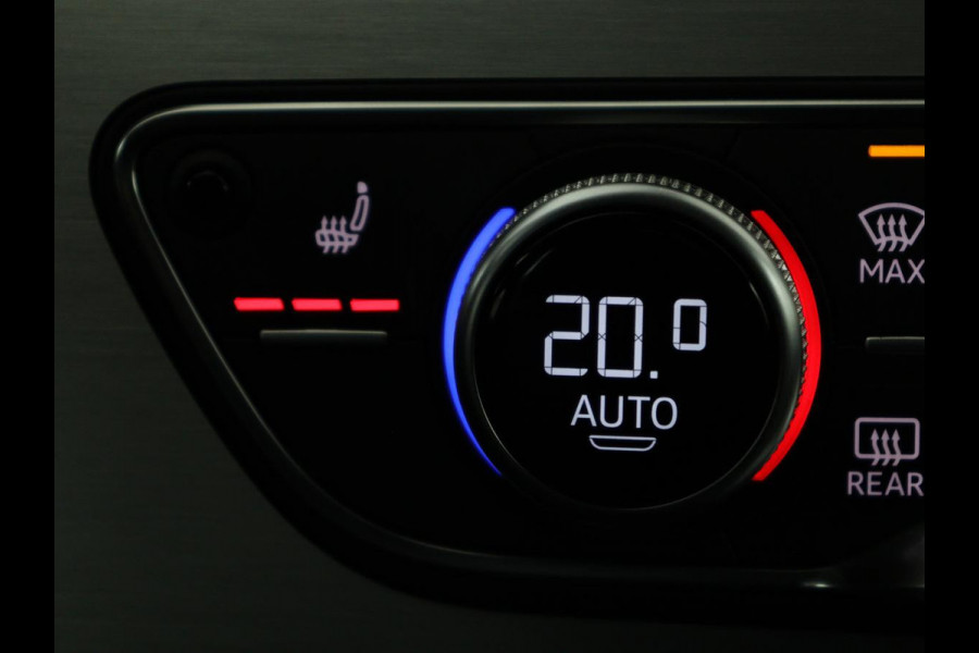Audi A4 Limousine 35 TDI Launch edition Sport | Panoramadak | 360 Camera | Trekhaak | Adaptive Cruise | Carplay | Climate Control | LED