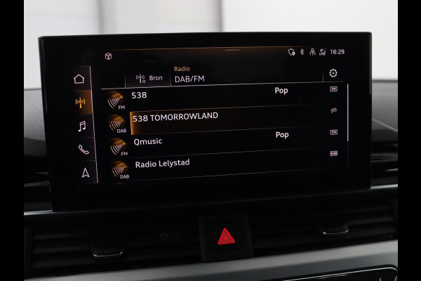 Audi A4 Limousine 35 TDI Launch edition Sport | Panoramadak | 360 Camera | Trekhaak | Adaptive Cruise | Carplay | Climate Control | LED