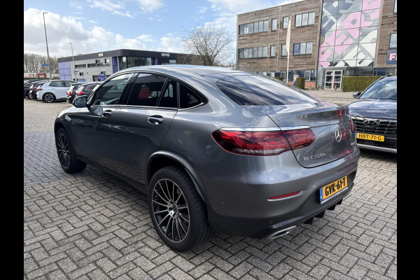 Mercedes-Benz GLC Coupé 300e 4MATIC Business Solution AMG | PHEV | Stoelverwarming | Leer | Camera |