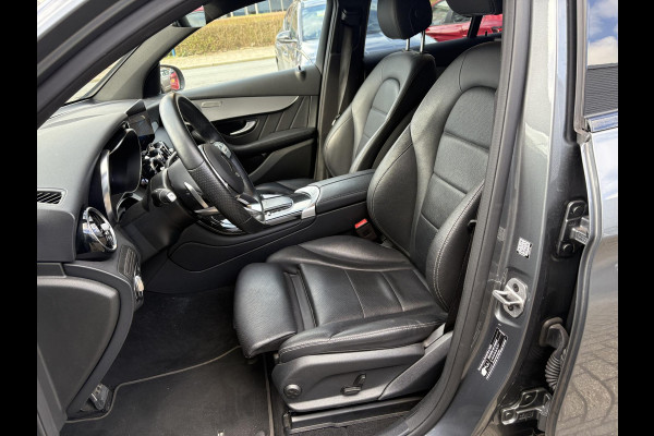 Mercedes-Benz GLC Coupé 300e 4MATIC Business Solution AMG | PHEV | Stoelverwarming | Leer | Camera |