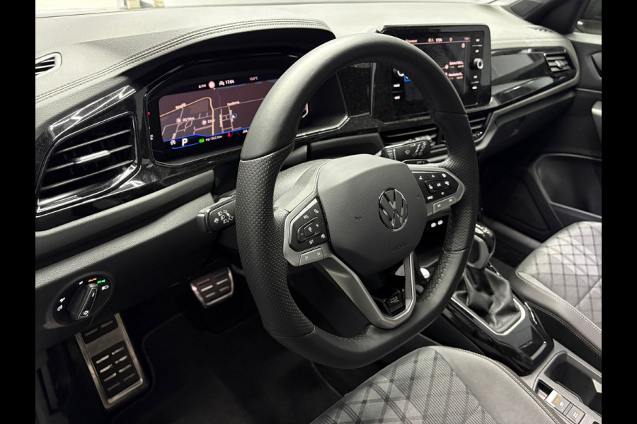 Volkswagen T-Roc 1.5 TSI R-Line PANO 2025