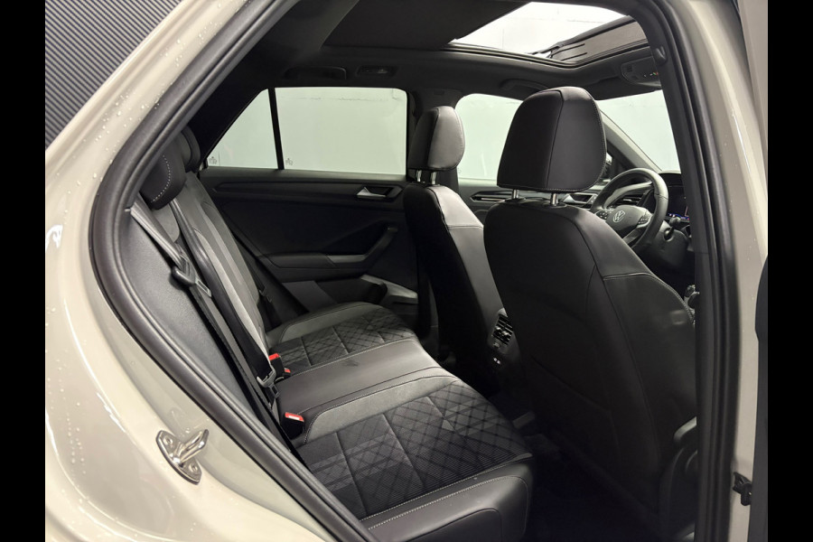 Volkswagen T-Roc 1.5 TSI R-Line PANO 2025