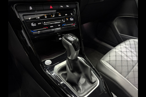 Volkswagen T-Roc 1.5 TSI R-Line PANO 2025