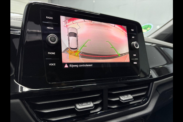 Volkswagen T-Roc 1.5 TSI R-Line PANO 2025