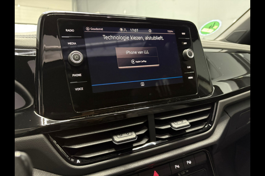 Volkswagen T-Roc 1.5 TSI R-Line PANO 2025