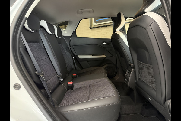 Renault Captur 1.3 TCe 130 Edition One Groot Navi | Bose | 18" | Camera | Stoel & Stuur verwarming 100% Dealer Onderhouden!