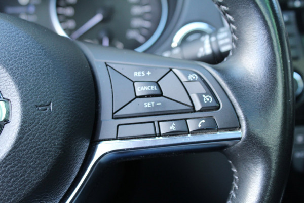 Nissan QASHQAI 1.3 DIG-T 160pk N-Connecta AUTOMAAT NL-Auto NAP