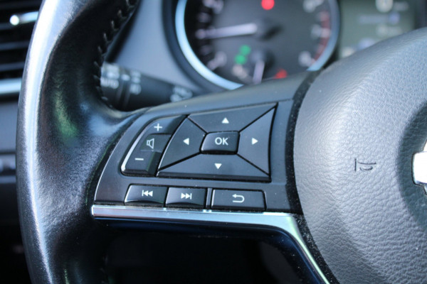 Nissan QASHQAI 1.3 DIG-T 160pk N-Connecta AUTOMAAT NL-Auto NAP