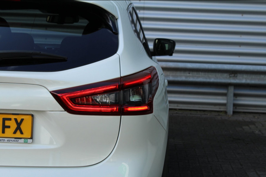 Nissan QASHQAI 1.3 DIG-T 160pk N-Connecta AUTOMAAT NL-Auto NAP