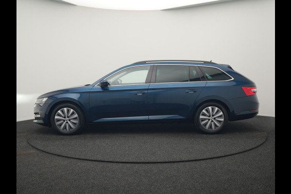 Škoda Superb Combi 1.4 TSI iV Ambition PHEV 218pk Dealer O.H. | Camera | Lederen Sportstoelen Memory & Verwarmd | Keyless | Apple Carplay | Virtual Cockpit | Navigatie | Cruise Control | DAB | Plug In Hybrid