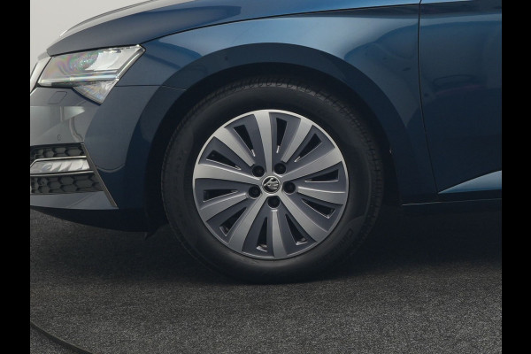 Škoda Superb Combi 1.4 TSI iV Ambition PHEV 218pk Dealer O.H. | Camera | Lederen Sportstoelen Memory & Verwarmd | Keyless | Apple Carplay | Virtual Cockpit | Navigatie | Cruise Control | DAB | Plug In Hybrid