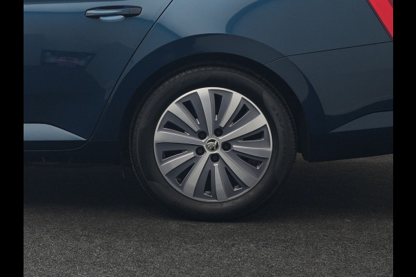 Škoda Superb Combi 1.4 TSI iV Ambition PHEV 218pk Dealer O.H. | Camera | Lederen Sportstoelen Memory & Verwarmd | Keyless | Apple Carplay | Virtual Cockpit | Navigatie | Cruise Control | DAB | Plug In Hybrid