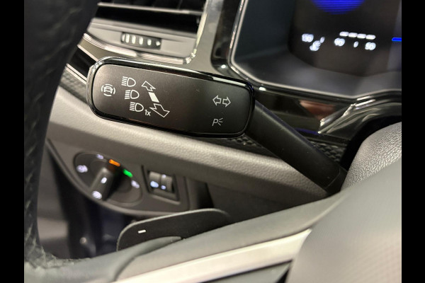 Volkswagen Polo 1.0 TSI Life Airco Navi Carplay Adaptive Cruise Control Full LED 15" LM Velgen Digital Dashboard