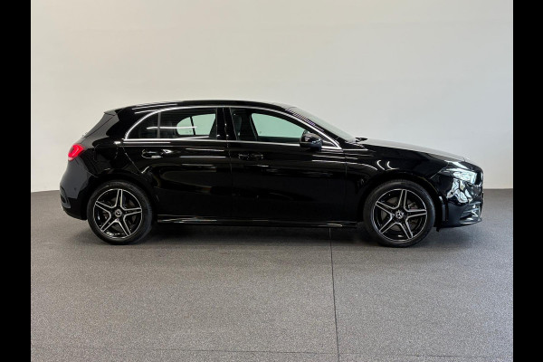 Mercedes-Benz A-Klasse 250 e AMG Line Panoramadak Cruise Control Full LED Matrix PDC VA+Camera 18" Velgen Side Assist Trekhaak Stoelverwarming