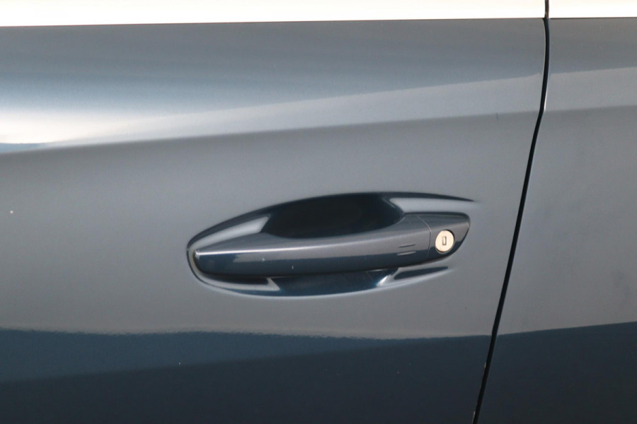 Peugeot 508 SW 1.2*130PK*AUTOM.*CARPLAY*CAMERA*ECC*ACC*1/2 LEDER*