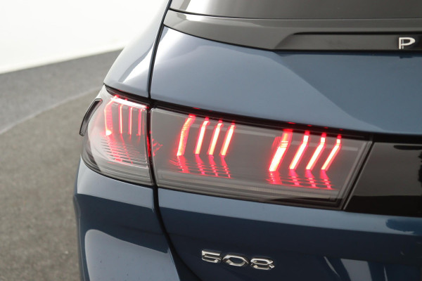 Peugeot 508 SW 1.2*130PK*AUTOM.*CARPLAY*CAMERA*ECC*ACC*1/2 LEDER*