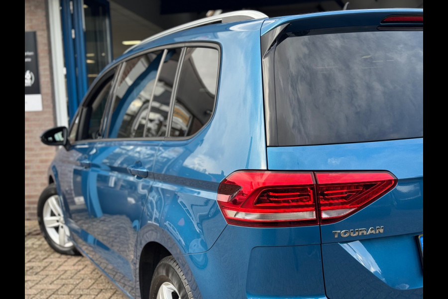 Volkswagen Touran 1.5 TSI Comfortline 2019 NAVI AIRCO Trekh!