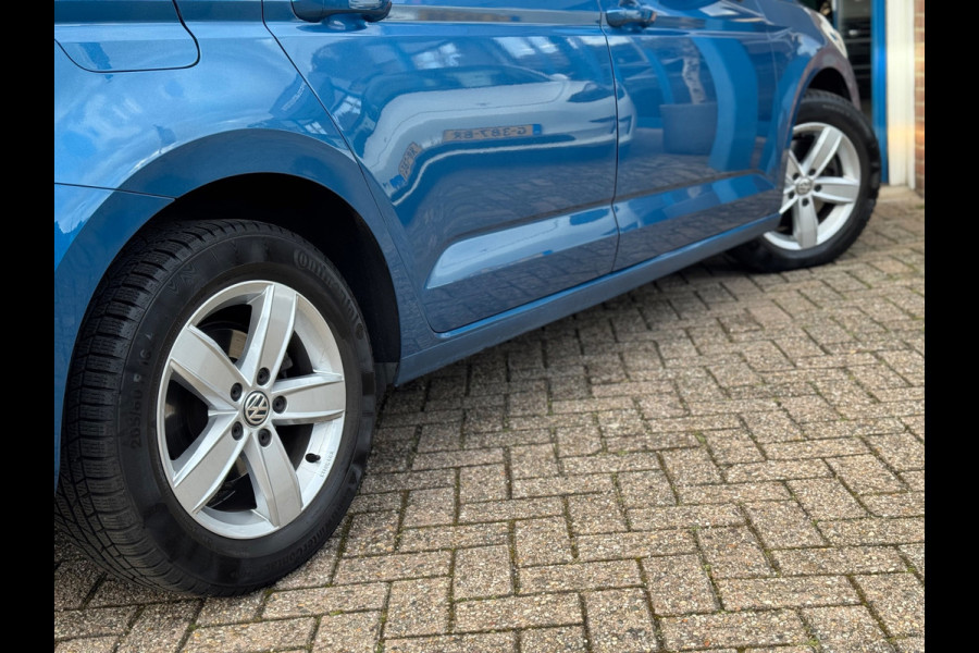 Volkswagen Touran 1.5 TSI Comfortline 2019 NAVI AIRCO Trekh!