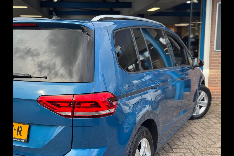 Volkswagen Touran 1.5 TSI Comfortline 2019 NAVI AIRCO Trekh!