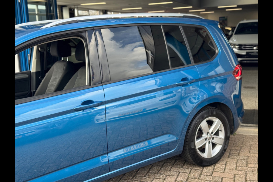 Volkswagen Touran 1.5 TSI Comfortline 2019 NAVI AIRCO Trekh!