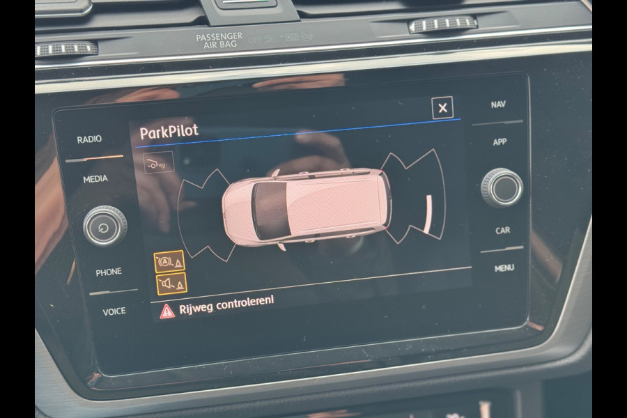 Volkswagen Touran 1.5 TSI Comfortline 2019 NAVI AIRCO Trekh!