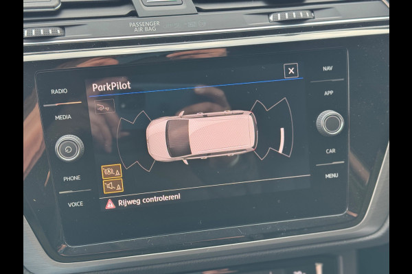 Volkswagen Touran 1.5 TSI Comfortline 2019 NAVI AIRCO Trekh!