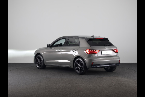 Audi A1 Sportback Advanced edition 25 TFSI 95 pk | Ledlampen voor en achter | Sportstoelen voor | Ambient verlichting | Privacy glas |