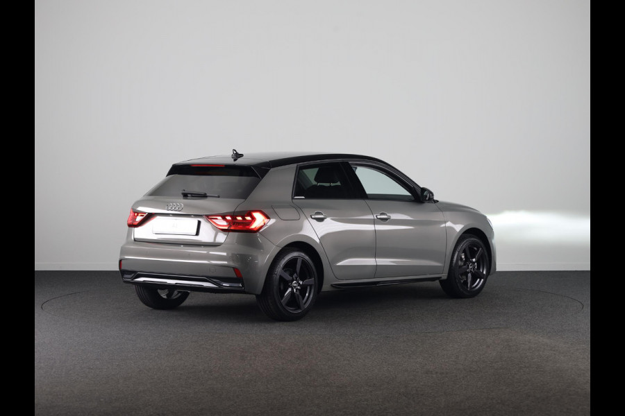 Audi A1 Sportback Advanced edition 25 TFSI 95 pk | Ledlampen voor en achter | Sportstoelen voor | Ambient verlichting | Privacy glas |