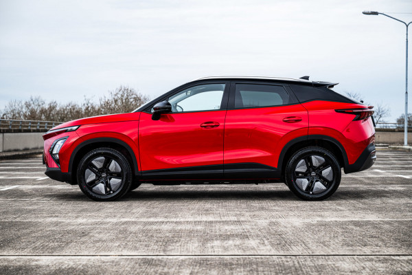 Omoda 5 Premium 61 kWh | Stoel/Stuur Verwarming | Rondom Camera | Adaptive Cruise Control | Parkeersensoren |