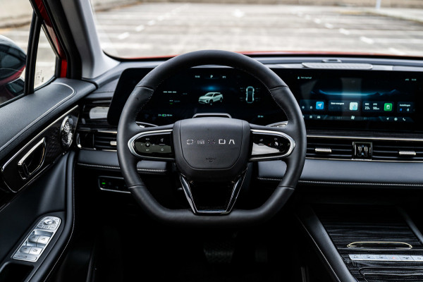 Omoda 5 Premium 61 kWh | Stoel/Stuur Verwarming | Rondom Camera | Adaptive Cruise Control | Parkeersensoren |