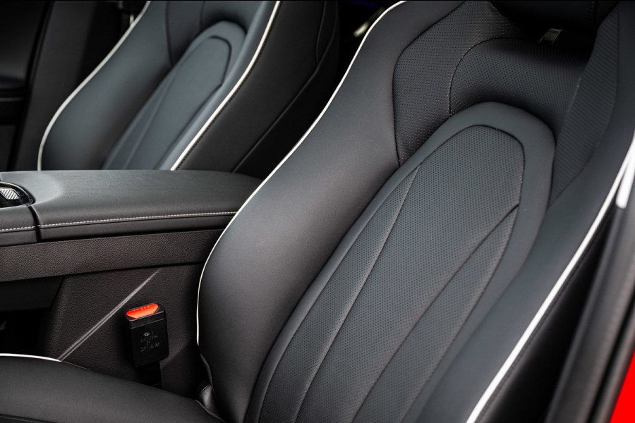 Omoda 5 Premium 61 kWh | Stoel/Stuur Verwarming | Rondom Camera | Adaptive Cruise Control | Parkeersensoren |