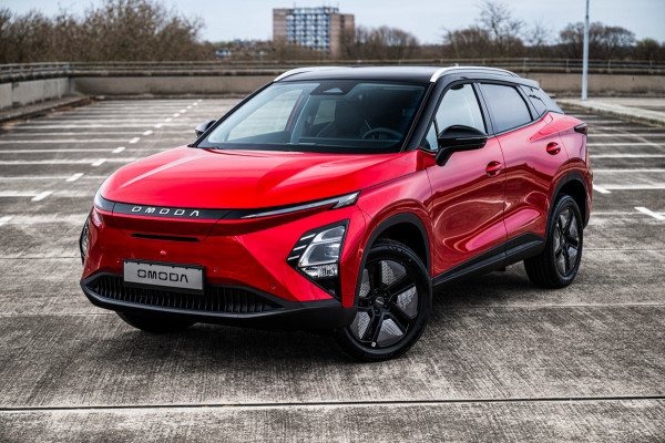 Omoda 5 Premium 61 kWh | Stoel/Stuur Verwarming | Rondom Camera | Adaptive Cruise Control | Parkeersensoren |