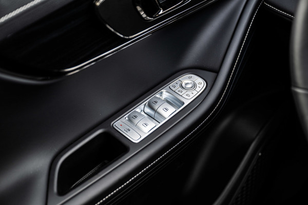 Omoda 5 Premium 61 kWh | Stoel/Stuur Verwarming | Rondom Camera | Adaptive Cruise Control | Parkeersensoren |